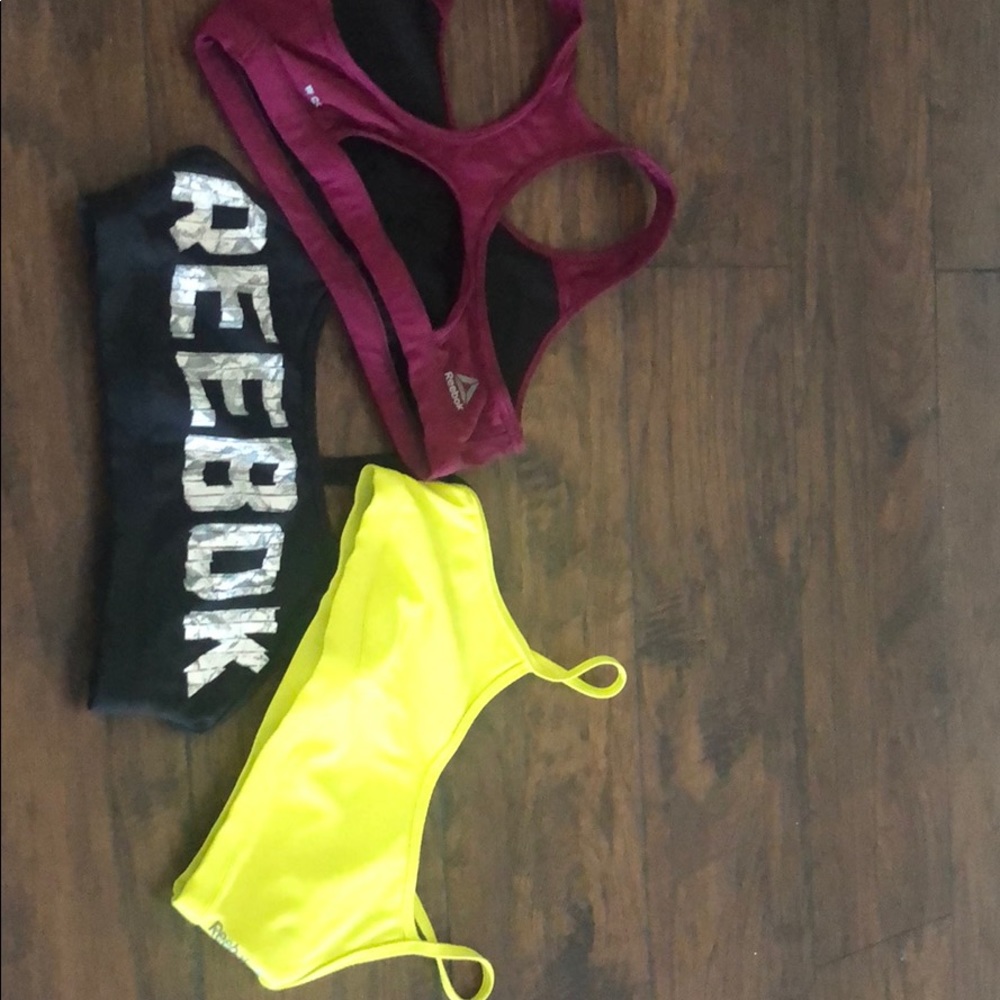 Trio of sports bras Reebok M